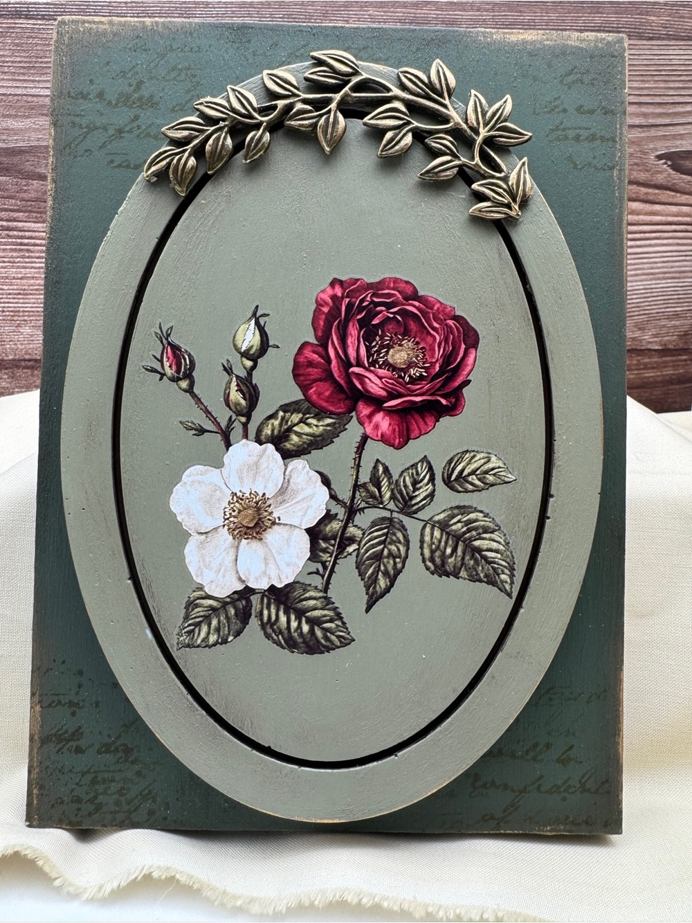 Vintage Inspired Floral Wall Hanging